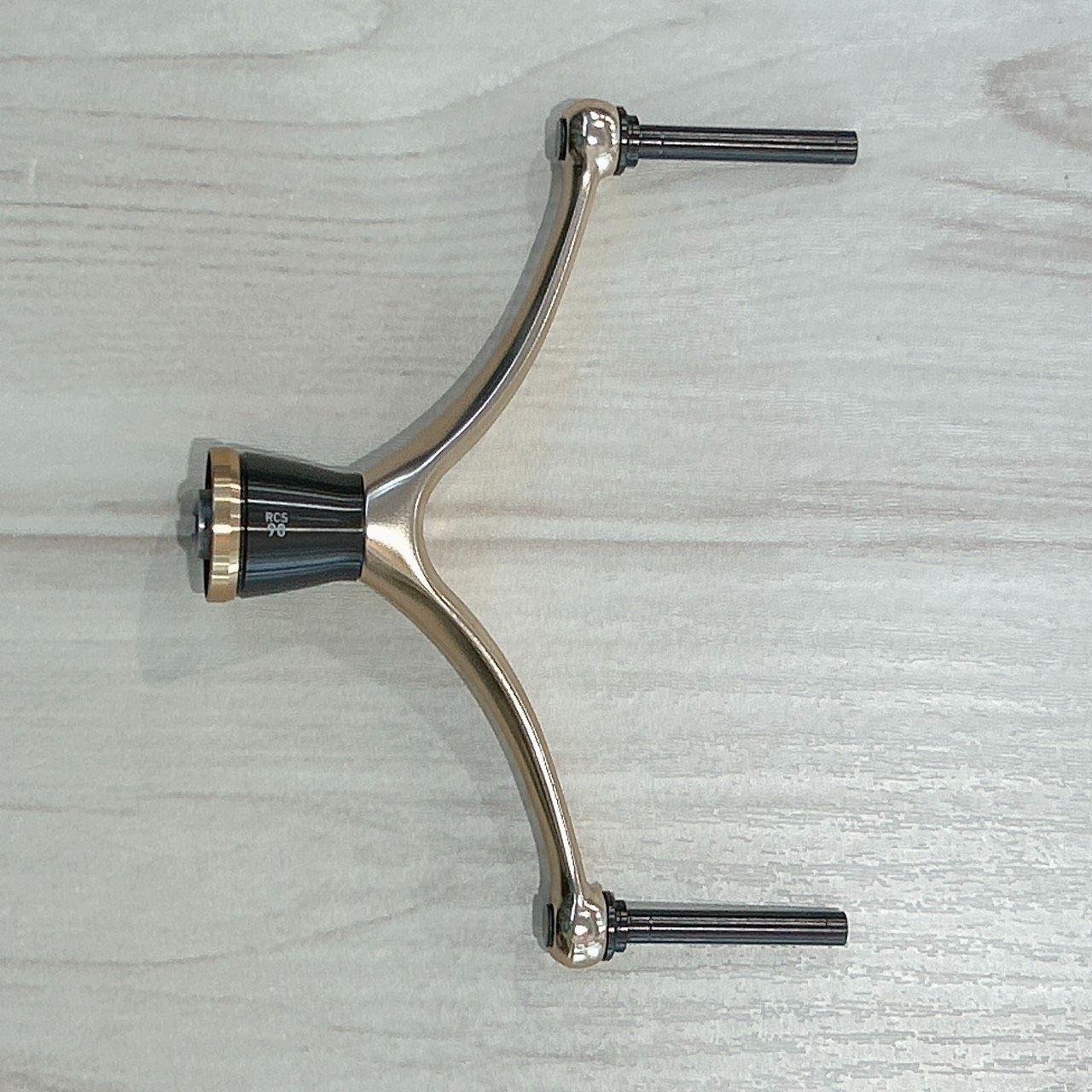 中古品】ダイワ SLPワークス 22RCS マシンカットライトハンドル 90mm