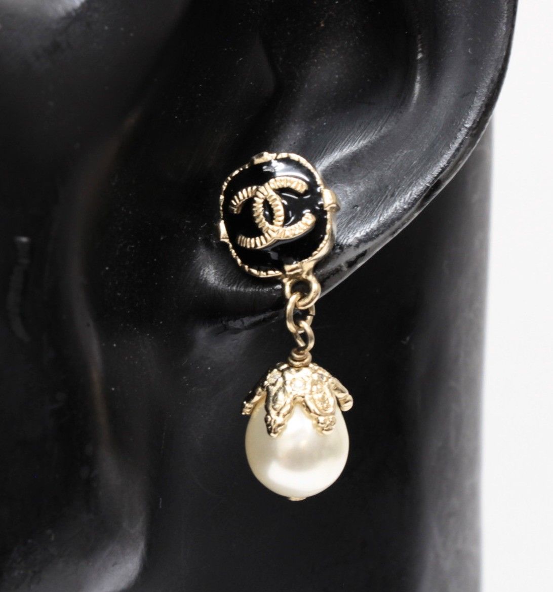 美品 シャネル CHANEL ココマーク スイングパール ピアス ゴールド 08A