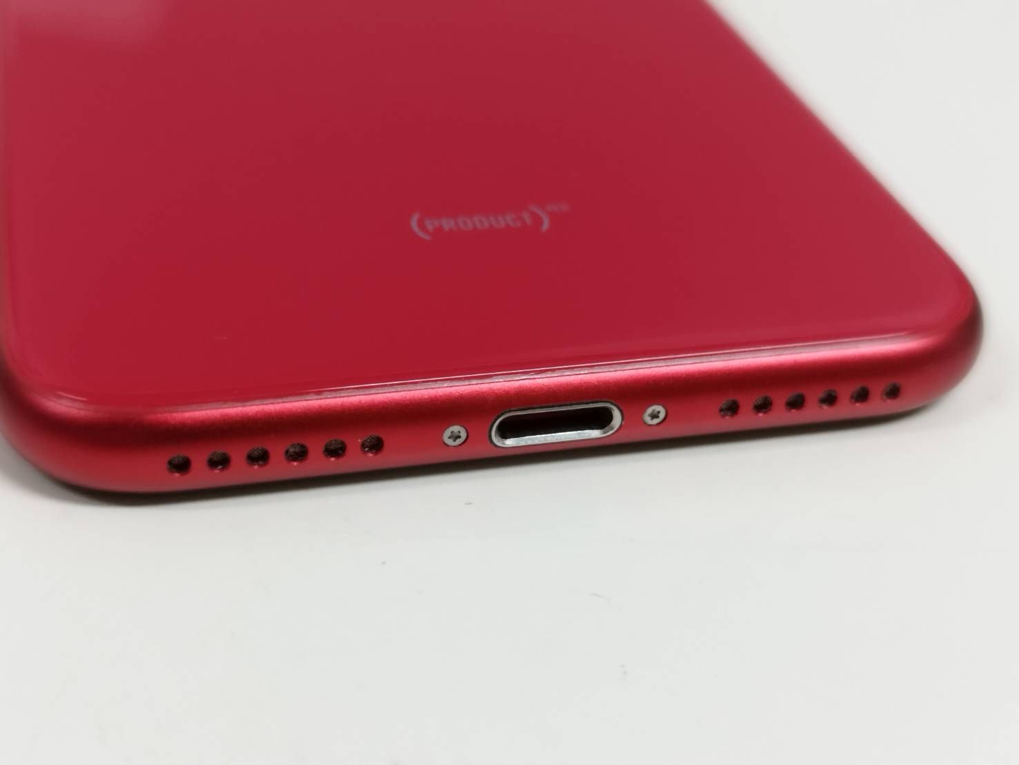 iPhone SE 第2世代 128GB レッド SIMフリー 中古 Bランク - メルカリ