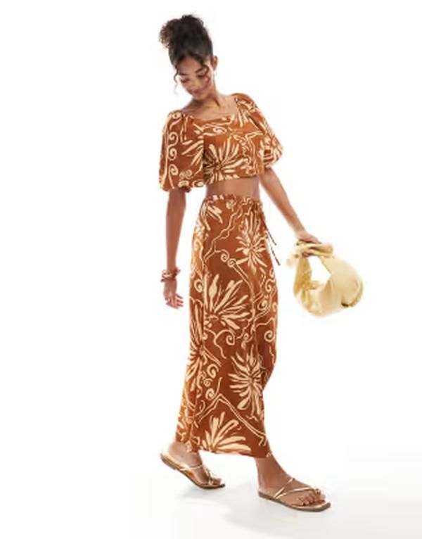ウェンズデーガール レディース ボトムスカート フラワー柄 フラワー Wednesdays Girl tile floral midaxi skirt part of a set BROWN ブラウン