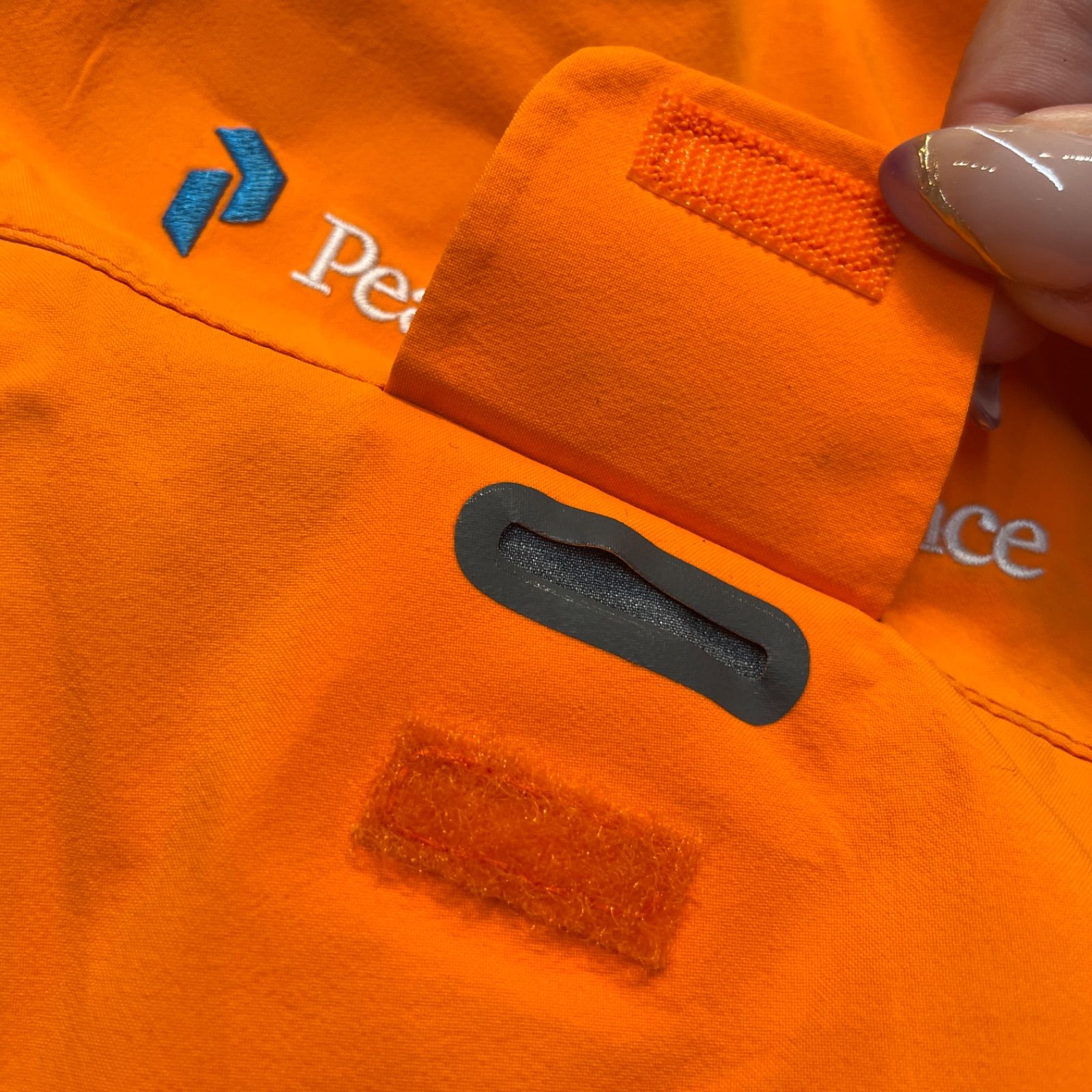 PeakPerformance ピークパフォーマンス HELI ALPINE JACKET ゴアテック