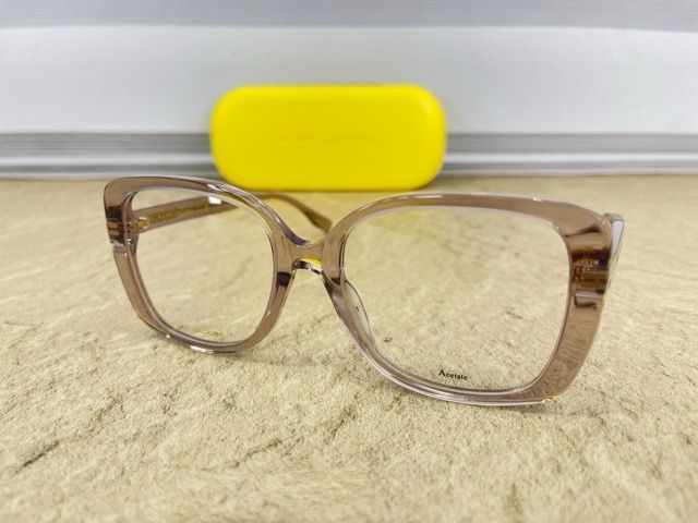 展示品 Marc Jacobs MJ 1115 FWM 女性用スクエア型メガネフレーム レディース 眼鏡 トランスペアレントヌードブラウンカラー マークジェイコブス 伊達眼鏡 /900954 11,760円