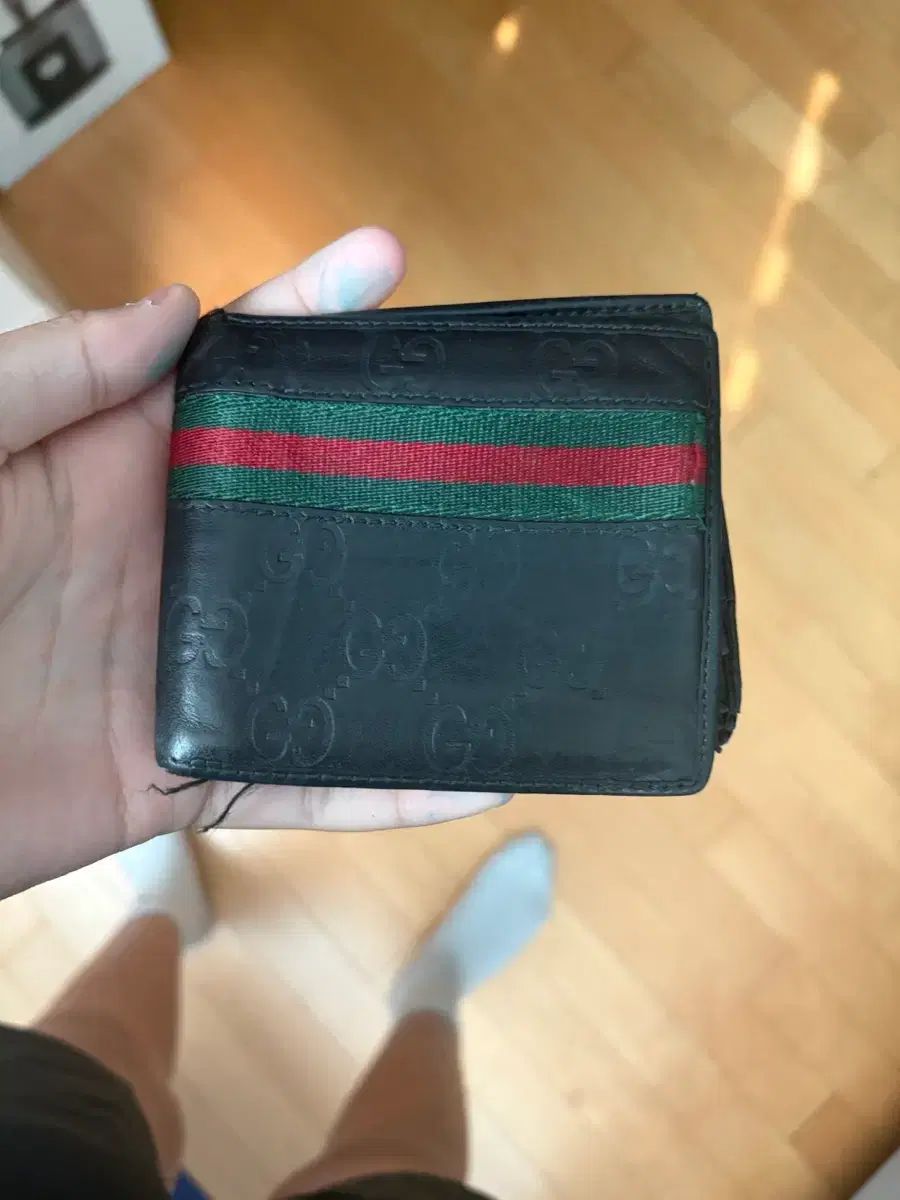 グッチ 財布