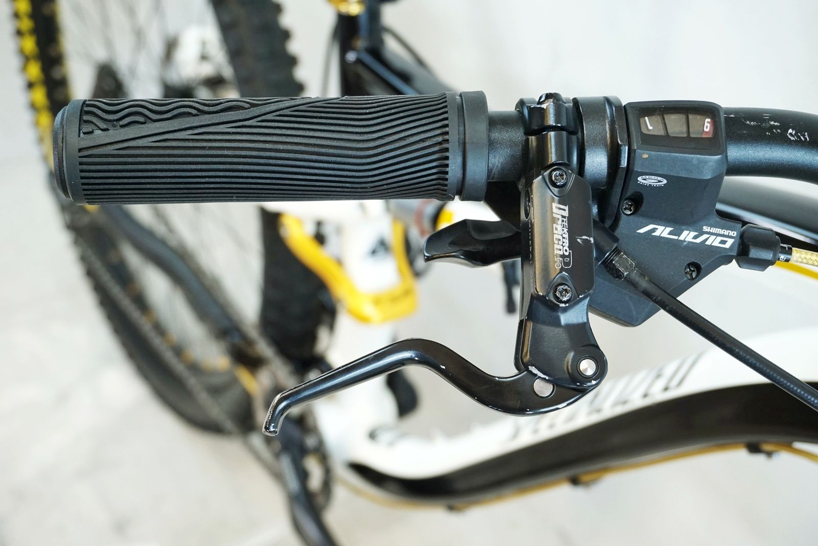 SPECIALIZED 「スペシャライズド」 CAMBER COMP 2011年モデル 26インチ 