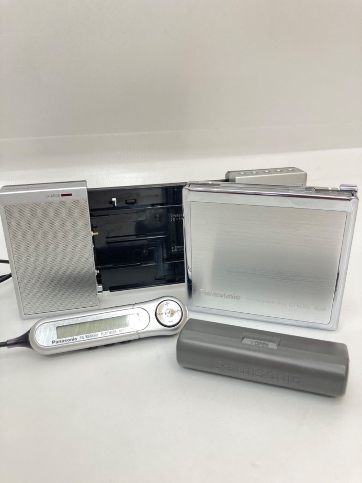 □ Panasonic パナソニック SJ-MJ50 ポータブルMDプレーヤー - メルカリ