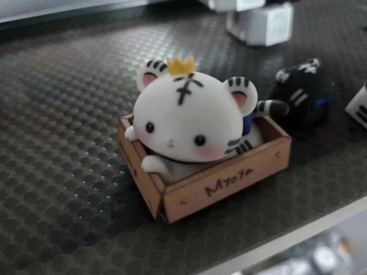 묘야様 ミニフィギュア アーティザン キーキャップ
