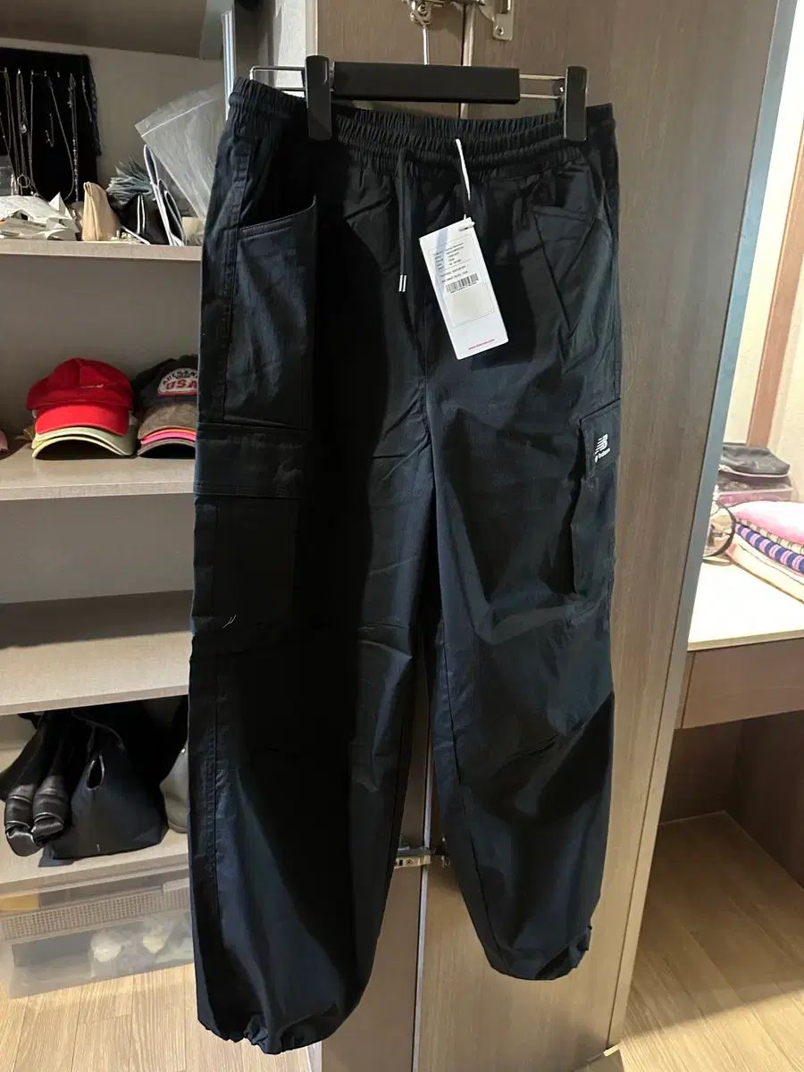 ニューバランス 밴딩 ストレッチ ワイルド パンツ (109,000円)