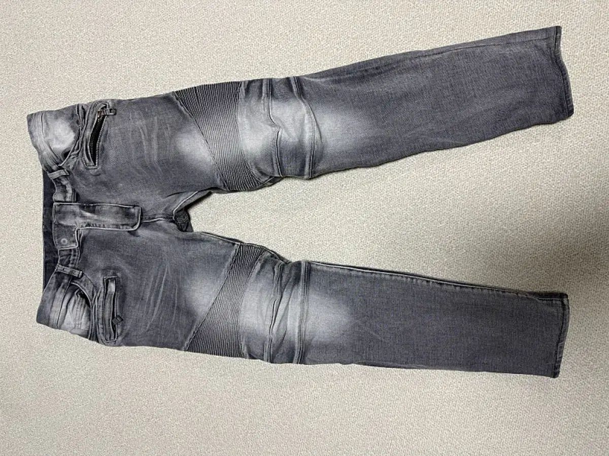BALMAIN デニム メンズ 34インチ