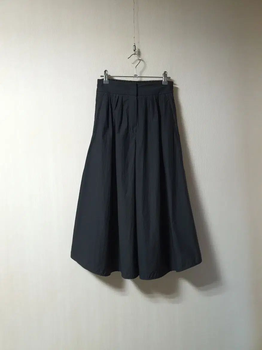 システム SYSTEM ピンタック ワイド クロップド 44 サイズ 品