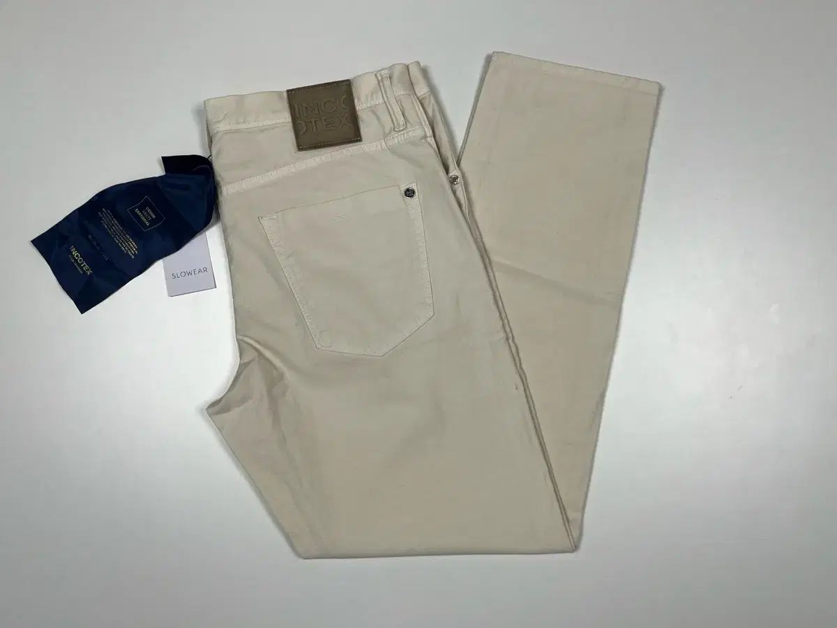 インコテックス (incotex) チノパンツ 34サイズ (新品)