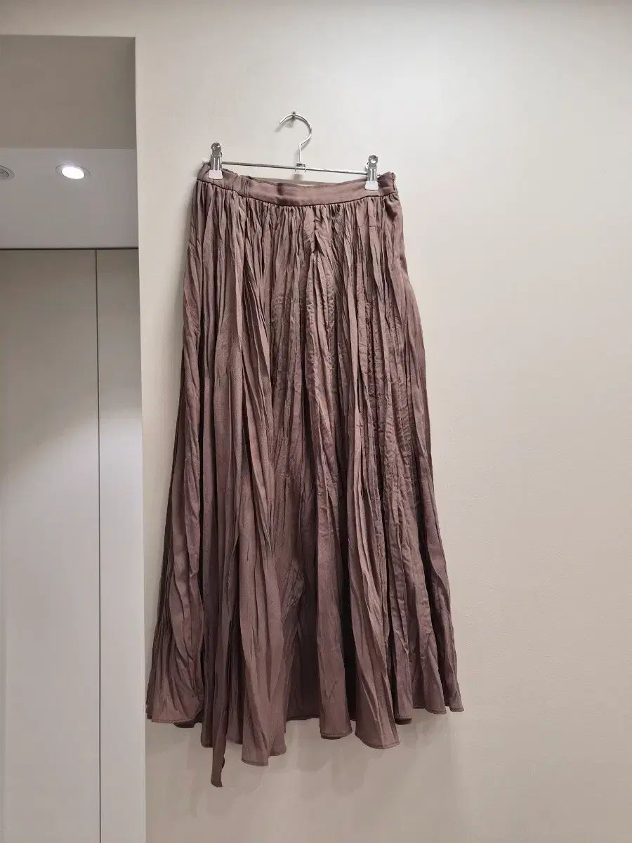 the CASHMERE プリーツ スカート 55サイズ 出品