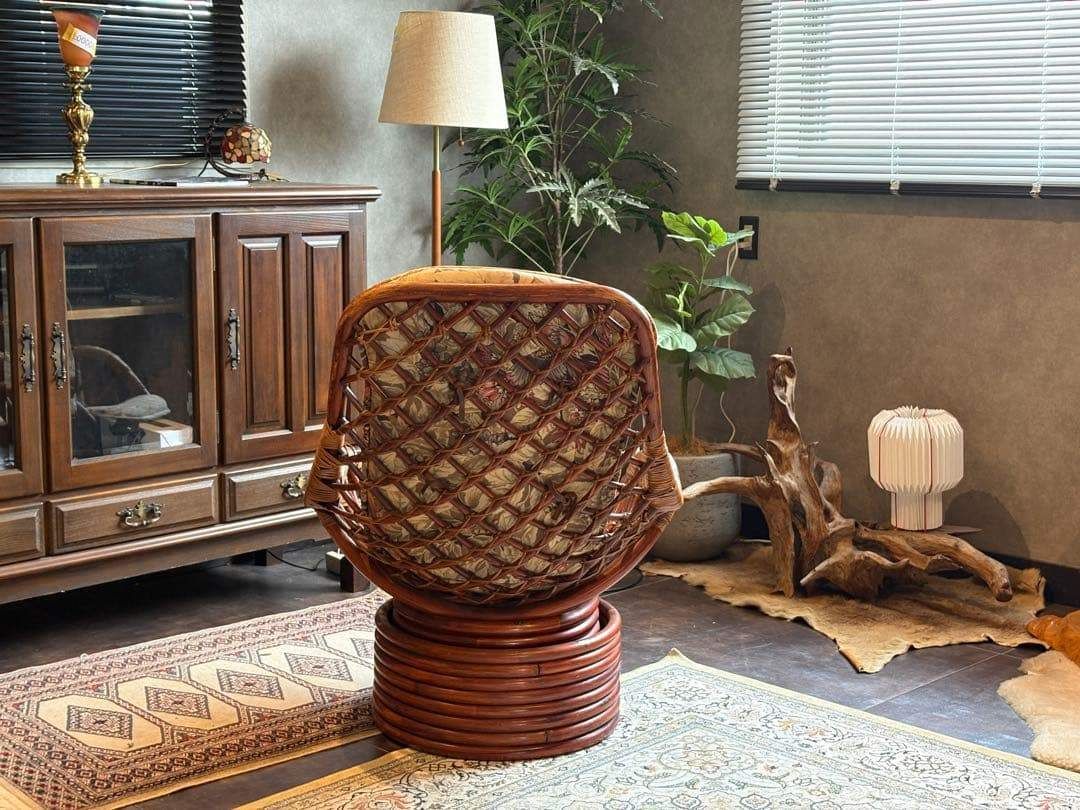 KOIZUMI ラタン回転チェア　リゾートチェア　籐　ソファ　レトロ家具　IG KOIZUMI ラタン回転チェア リゾートチェア 籐 ソファ レトロ家具 IG