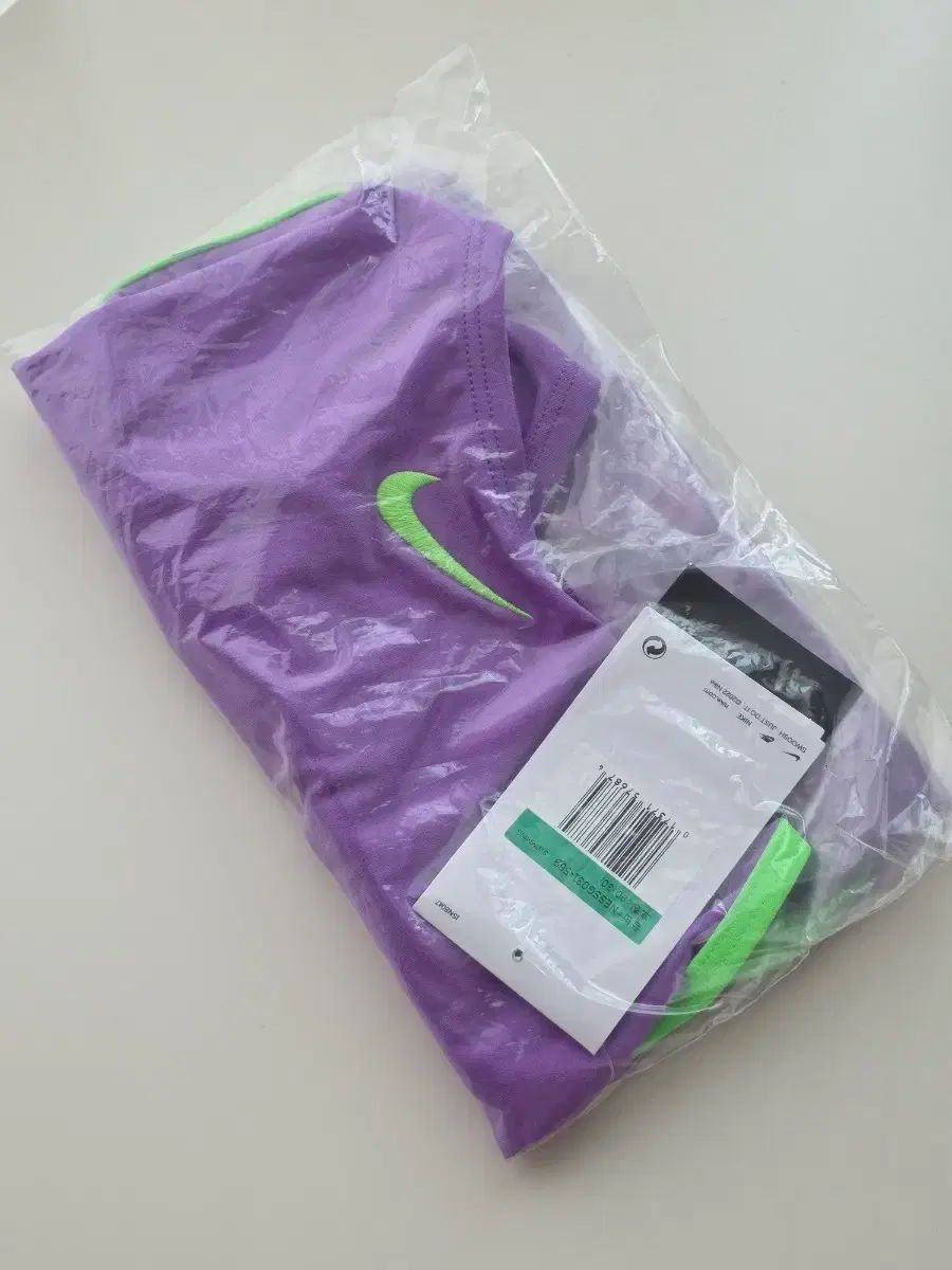 NIKE Tシャツバッグ Tバッグ 30 未開封 PURPLE