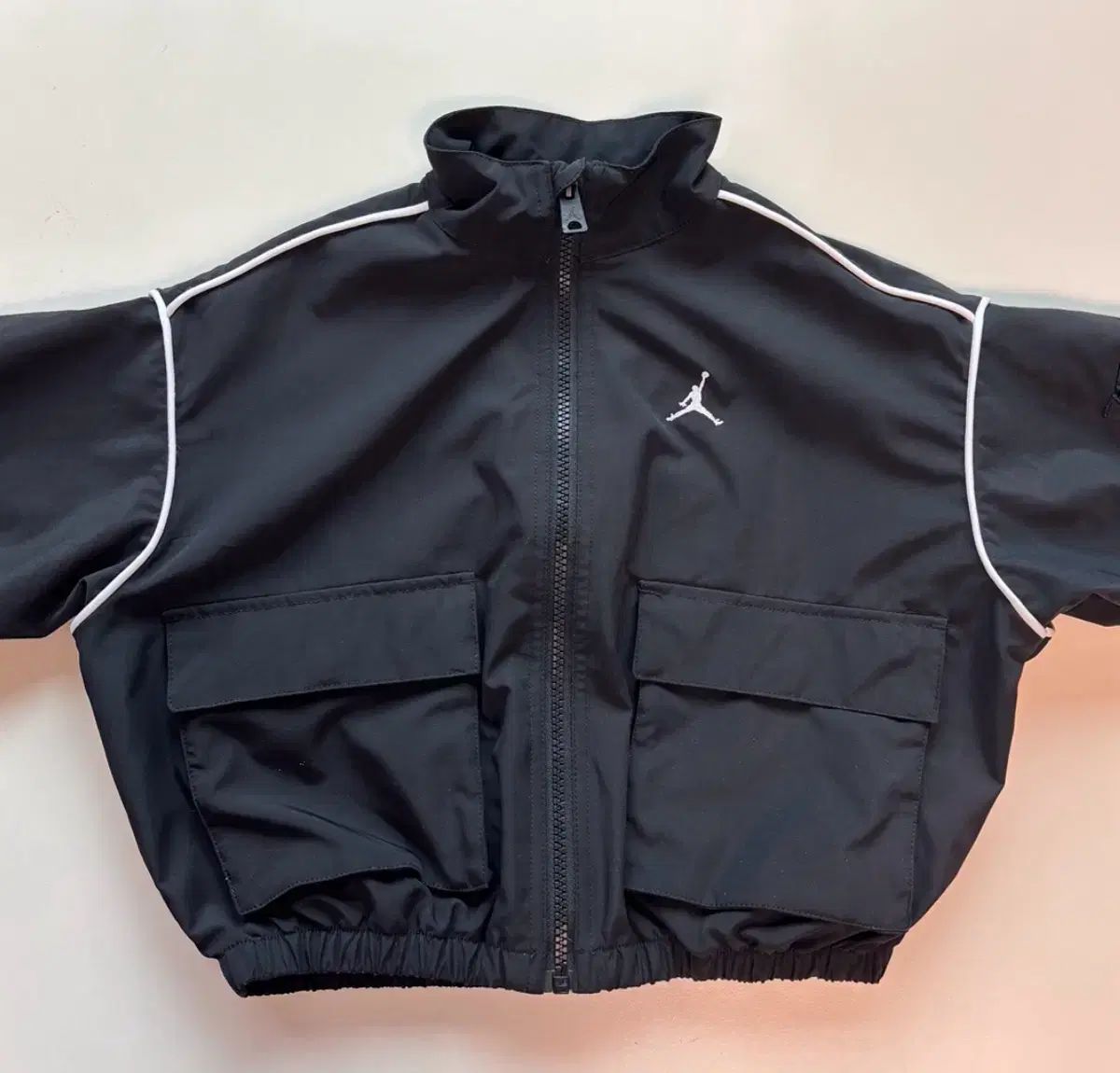 NIKE キッズ ジョーダン ウィンドブレーカー 105cm 出品