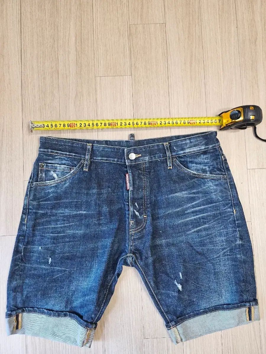 DSQUARED2 ディースクエアード2 デニム ハーフパンツ ロールアップ
