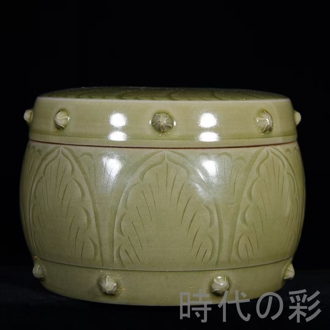 【宋代風乳釘罐】中国古美術 越窯風 刻花花卉文様 茶入 壺 古陶磁 唐物 骨董品 陶磁器 旧家蔵出 収蔵品 R08042204
