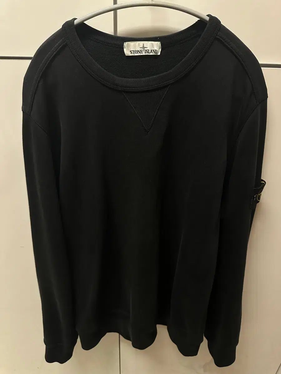 STONE ISLAND ストーンアイランド スウェット ブラックXL