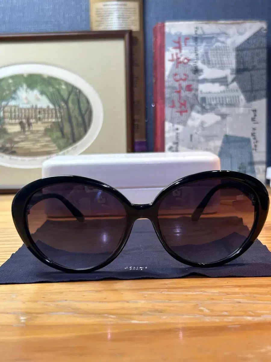 Celine セリーヌ サングラス 7,759円