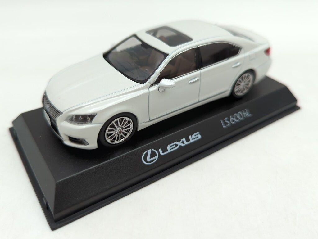 模型・プラモデル 京商 1/43 LEXUS LS600hL White Pearl CS. 03647W