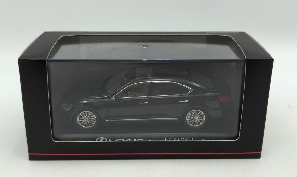 京商 1/43 LEXUS LS 600 hL Black 03647BK