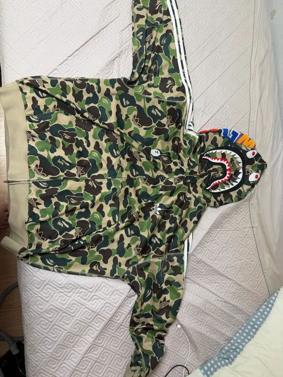 アディダス ベイプ カモ シャーク フード ジップアップ US 2XL