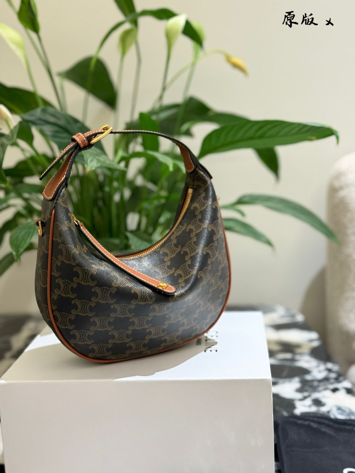 【今日特価】Celine TEEN LULU Bag 2025 New Model-MM輸入4