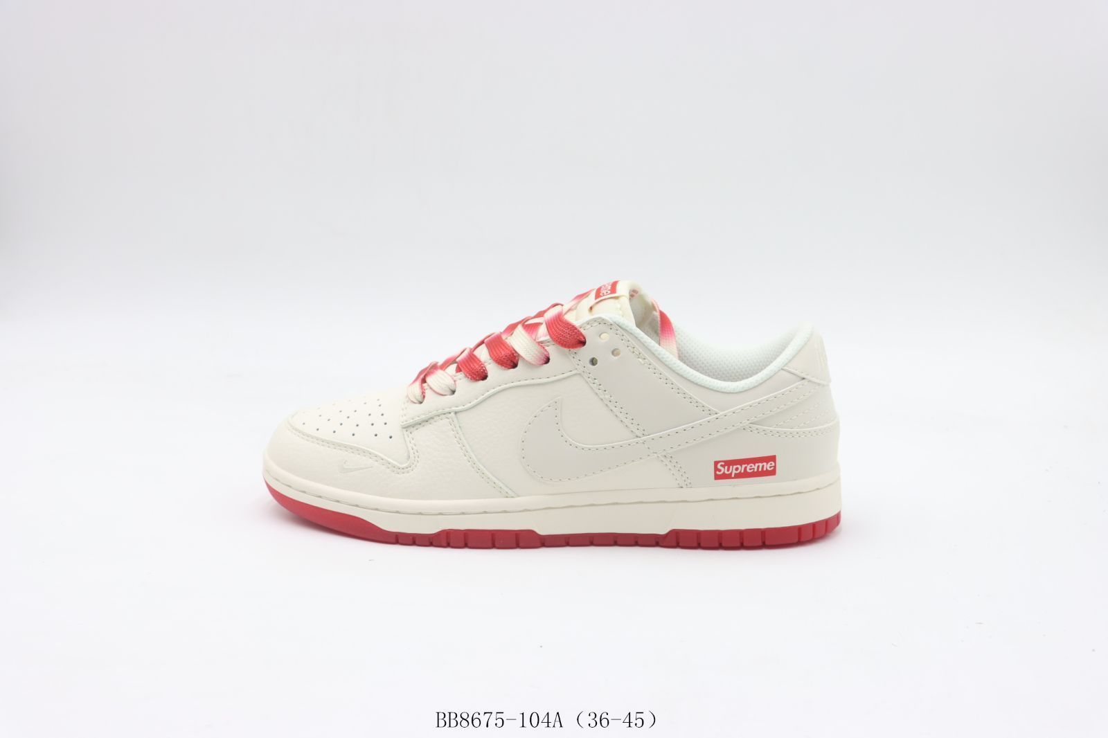 ナイキ / NIKE ナイキSBローカットスケートシューズ ホワイトレッド スプリーム BB8675-104A-MM輸入