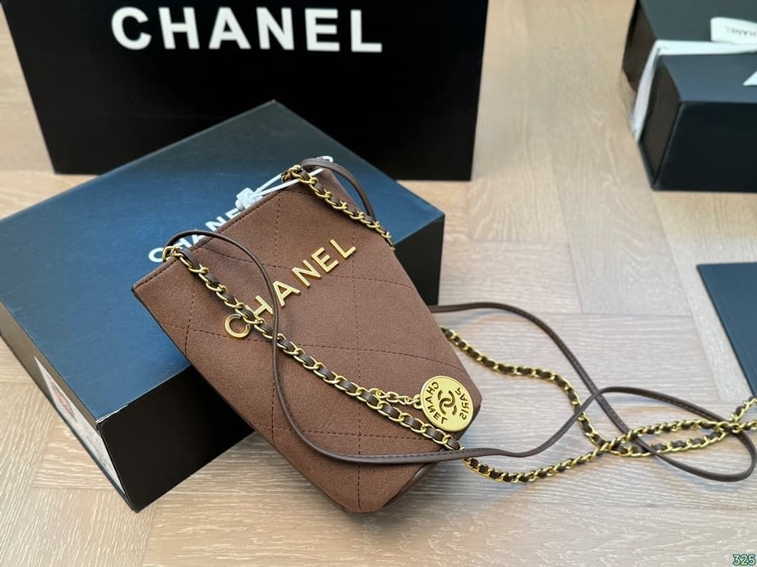CHANELシャネルの新作ハイエンド小型バケットバッグ