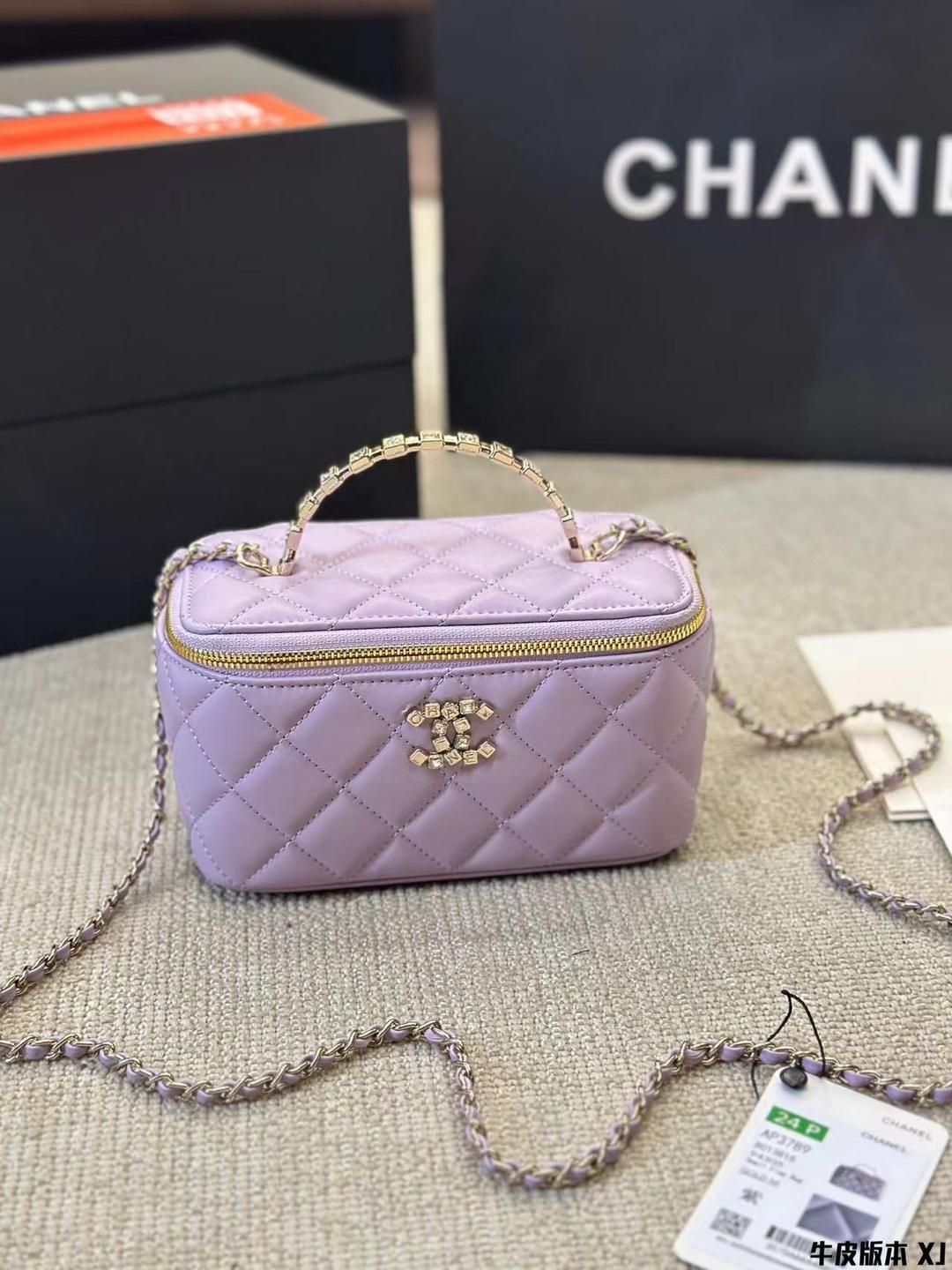 CHANEL シャネル ショルダーバッグ
