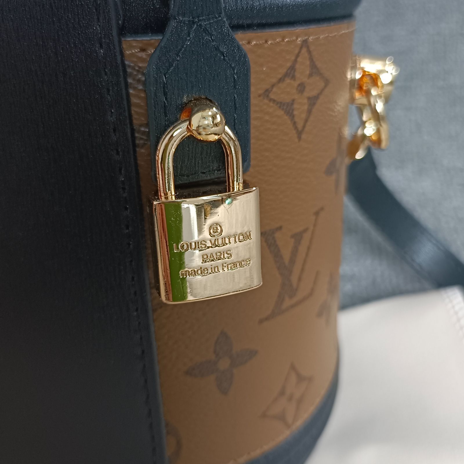 LOUIS VUITTON ルイヴィトン カンヌ 2Wayバッグ - メルカリ