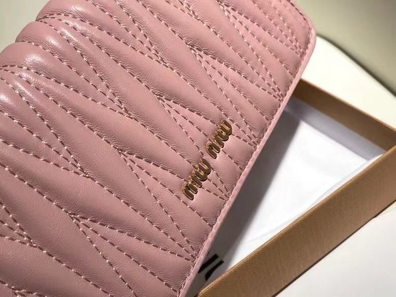 miumiu ウォレット/財布、両用パスケース、カード/キーケース[本日特価|新品未使用品] - サムネイル