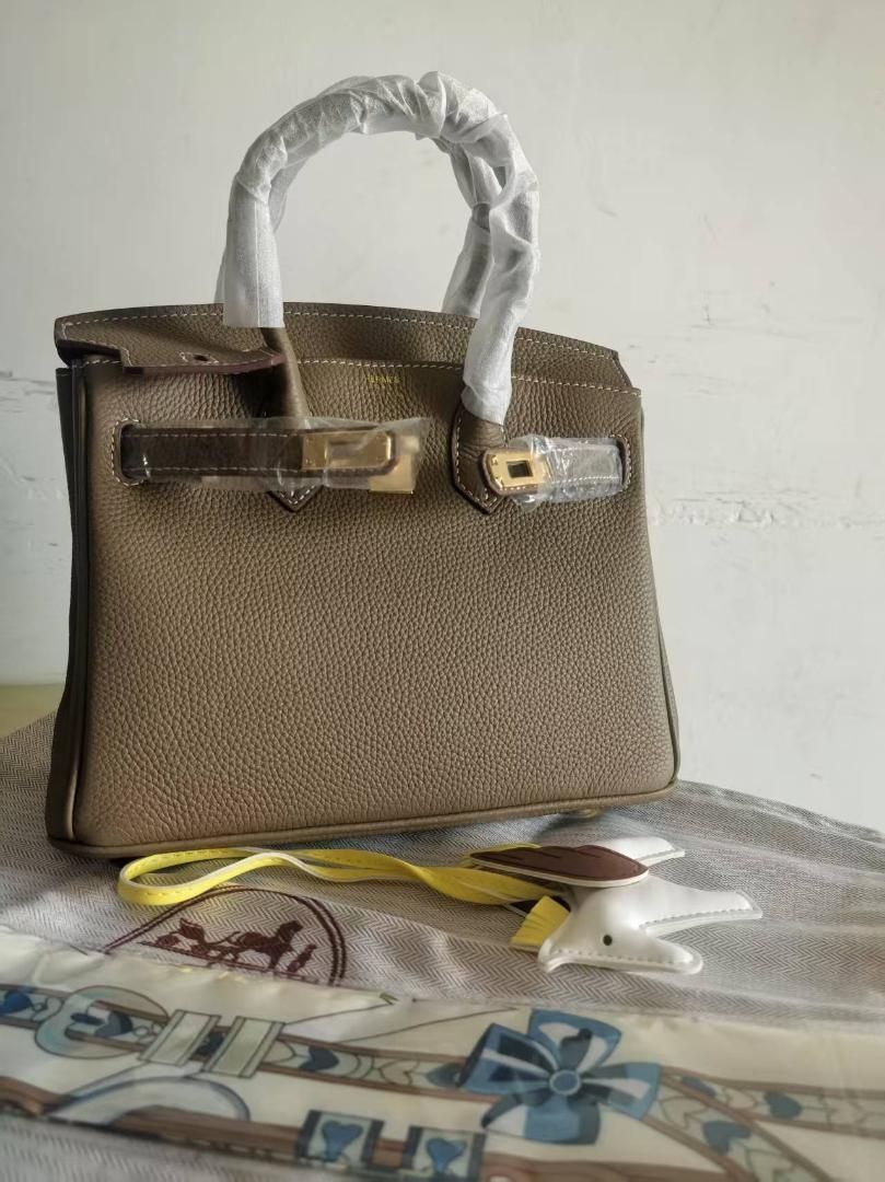 HERMES エレファントグレーのハンドバッグ／ショルダーバッグ