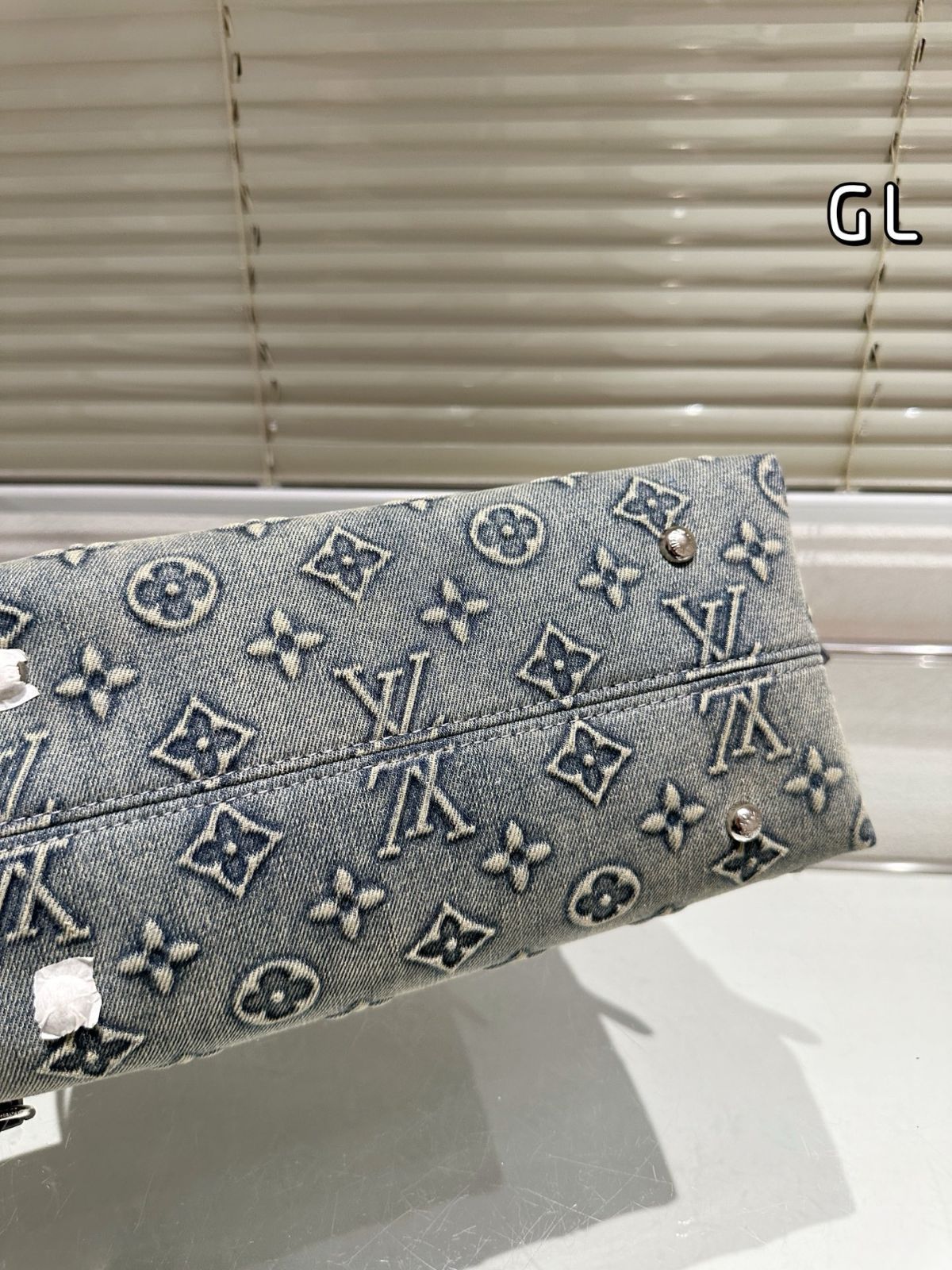 【今日特価】LV Denim Carryall Bag ルイ・ヴィトン デニム キャリオール-WTO輸入2 【今日特価】LV Denim Carryall Bag ルイ・ヴィトン デニム キャリオール-WTO輸入2