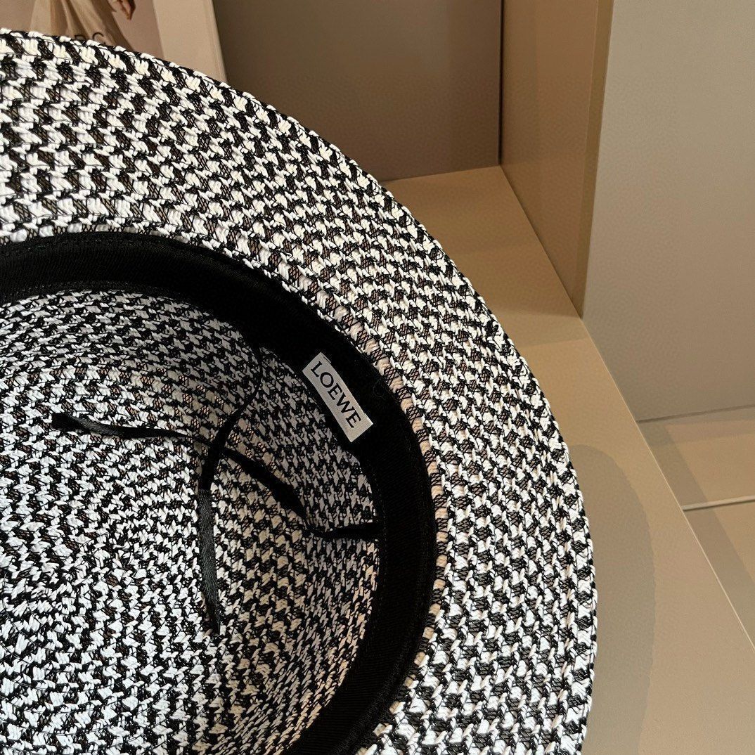 LOEWE ロエベ 新着エアリートップ礼帽 ハリージョックスパンツ ヘッドサイズ 57cm LOEWE ロエベ 新着エアリートップ礼帽 ハリージョックスパンツ ヘッドサイズ 57cm