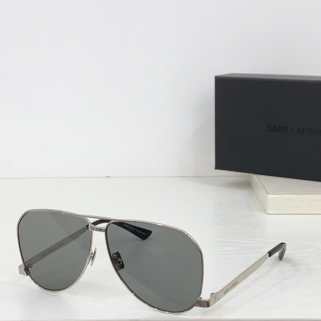 SAINT RAUREN* YSL メガネ モデル SL690 DUST