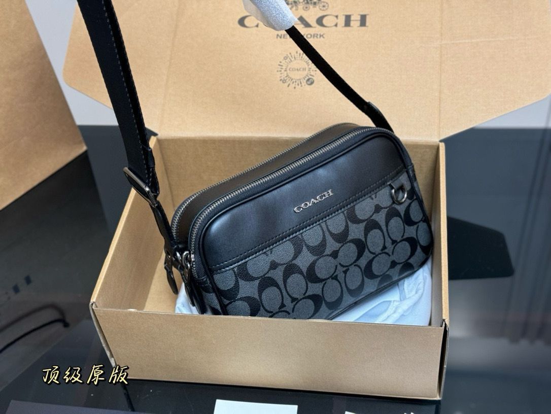 【今日特価】COACH カメラバッグ バックポケット付き-WTO輸入1