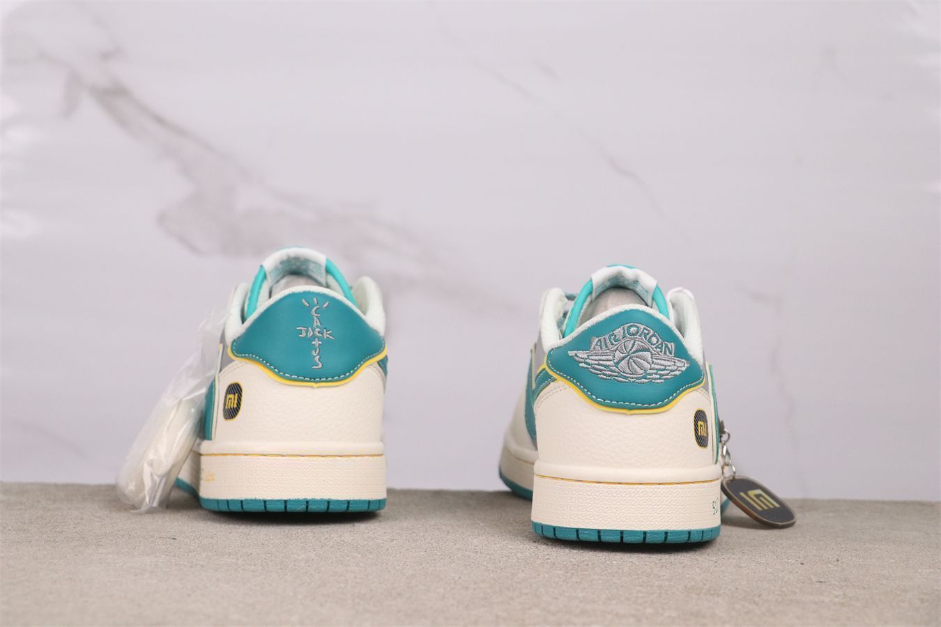 【今日特価】Air Jordan エアジョーダン aj1 AJ1 エアジョーダン 1 Low OG SP XX3168-163