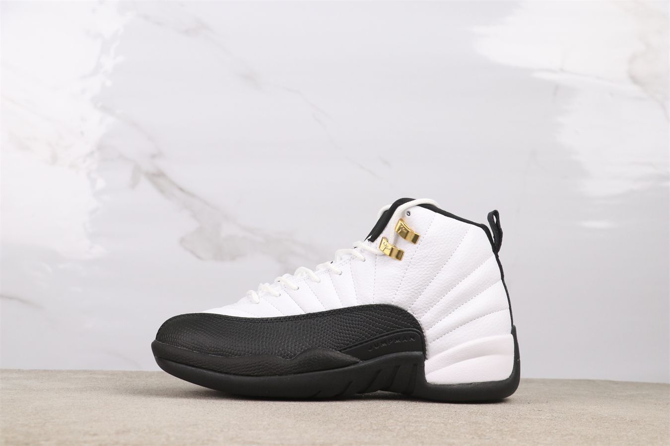 【今日特価】Air Jordan エアジョーダン aj12 AJ12 エアジョーダン 12 130690-125