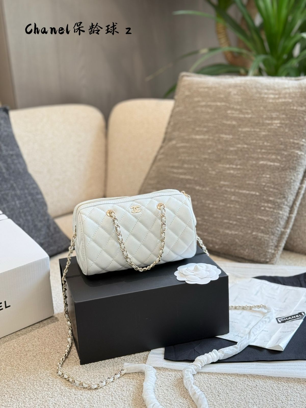 【今日特価】Chanel 中球ミニボウリングバッグ ホワイト - Medium Ball Mini Bowling Bag White