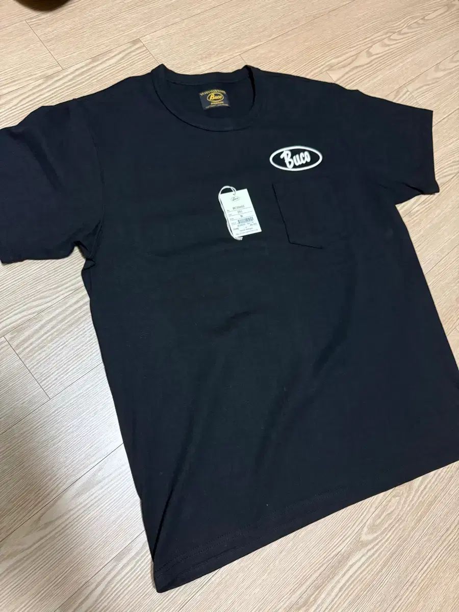リアルマッコイ ブコ Tシャツ