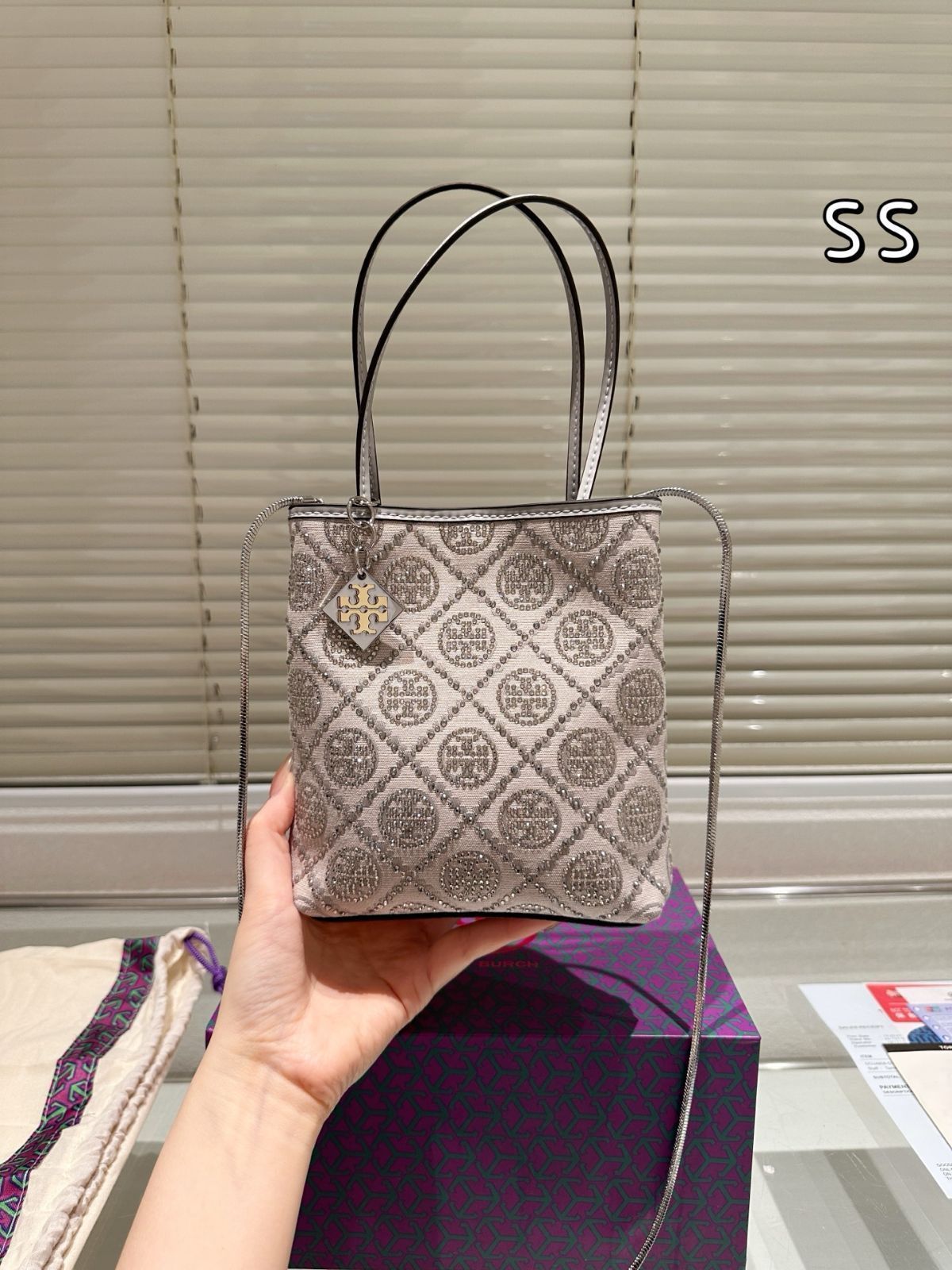 【今日特価】Tory Burch TB Rhinestone Tote Bag - トーリーバーチ TB ラインストーン トートバッグ