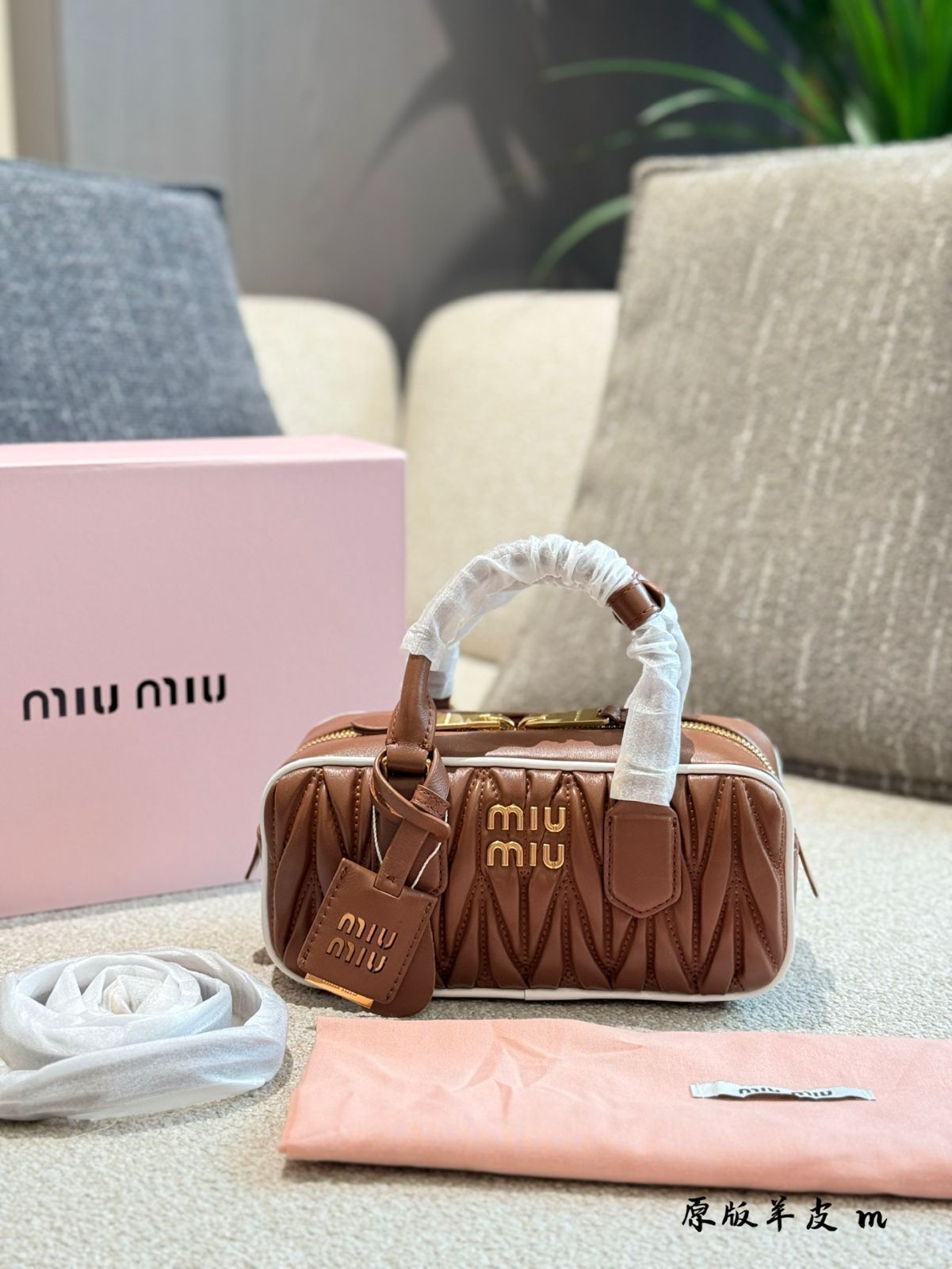 【今日特価】MiuMiu Bowling Bag SS25 ショーモデル ホワイトレザーライン