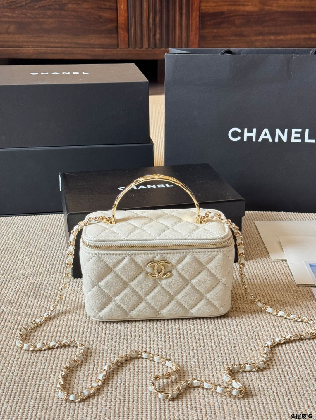 CHANEL マストハヴセット　サンプル、バック付き 今日特価】ヴィンテージシャネル化粧ボックスバッグ 17×11cm-MM輸入