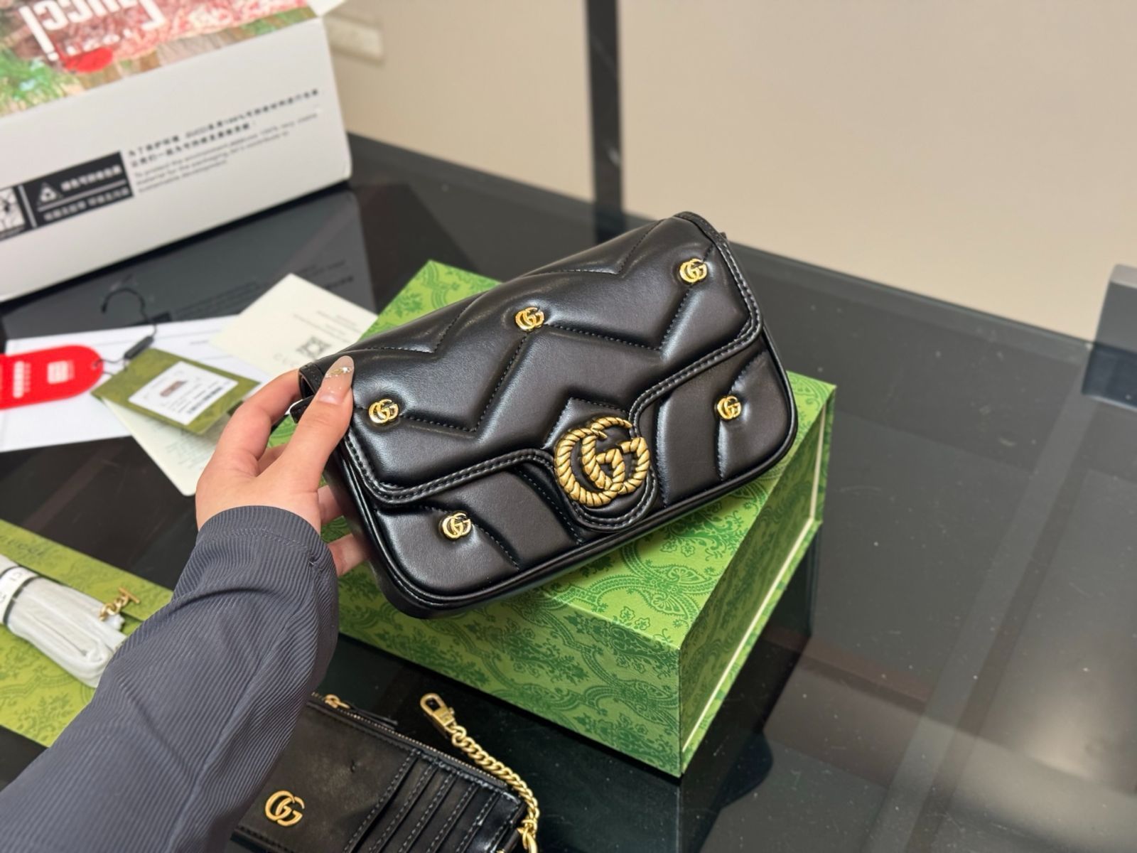 【今日特価】Gucci Marmont 2Way バッグ