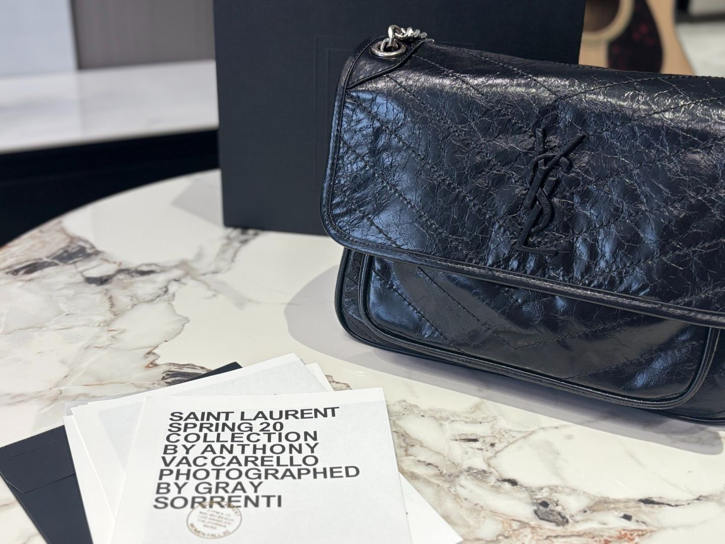 YSL Niki フルパッケージ付き サイズ：28×22cm（大）