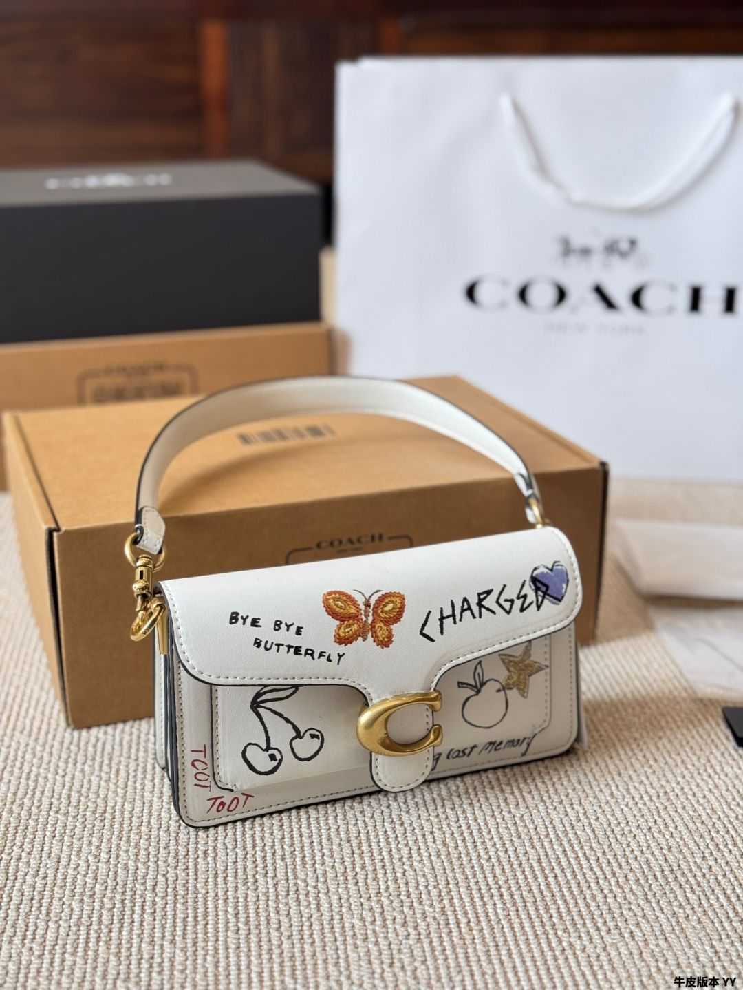 Coach 新 Tabby 3 層ダイオニサスバッグ（ギフトボックス包装）