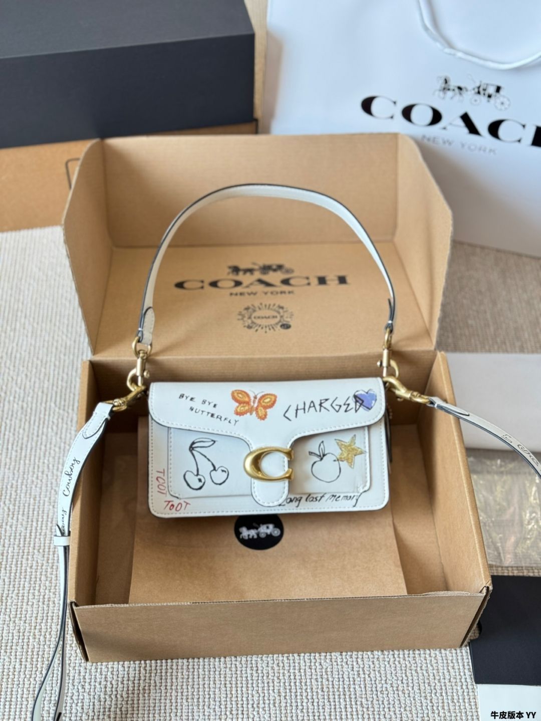 Coach 新 Tabby 3 層ダイオニサスバッグ（ギフトボックス包装）