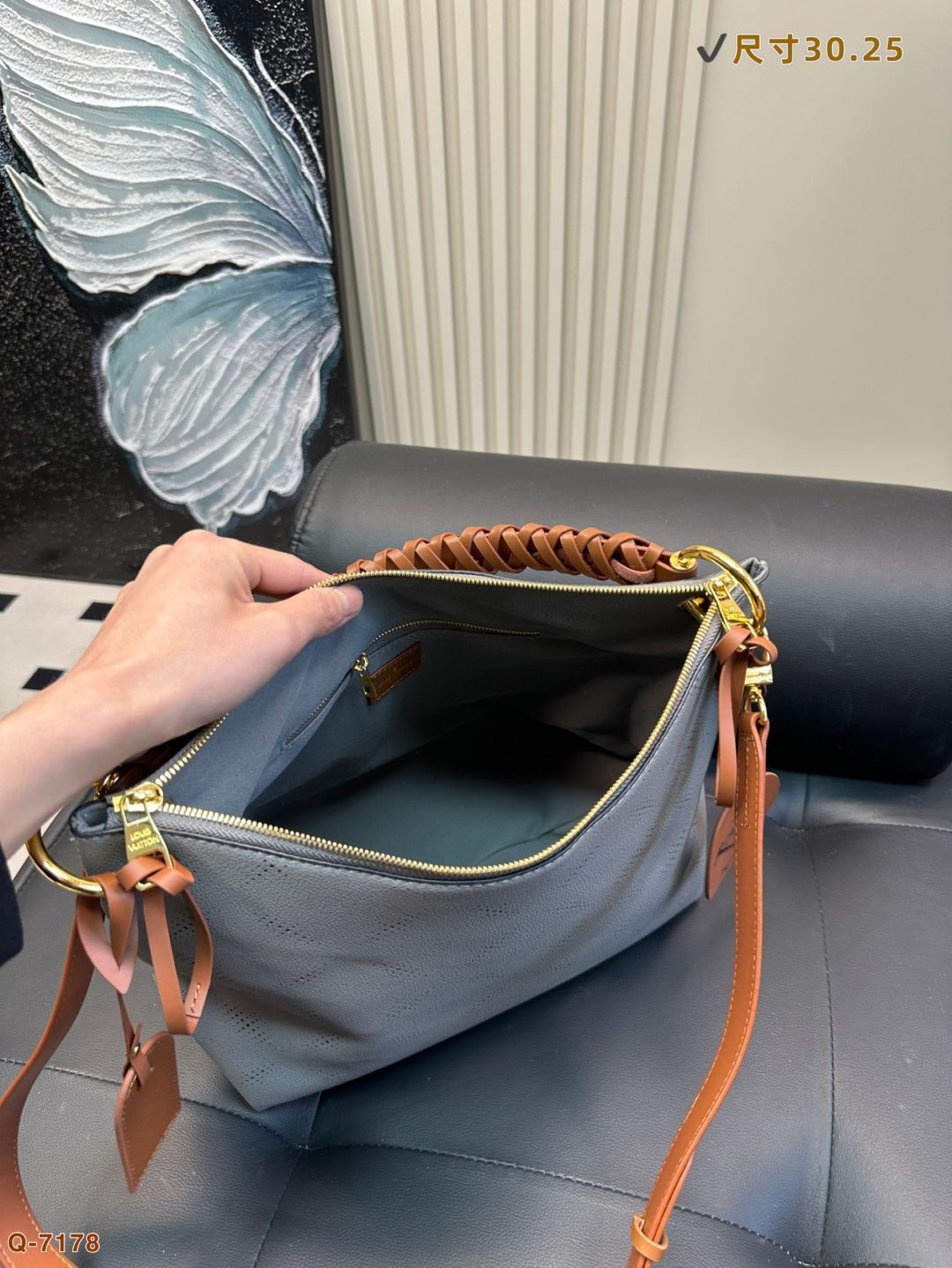 LV ハンドル編みムーブミーバッグ クラシックでバラエティ豊かなエレガントな一品 LV ハンドル編みムーブミーバッグ クラシックでバラエティ豊かなエレガントな一品