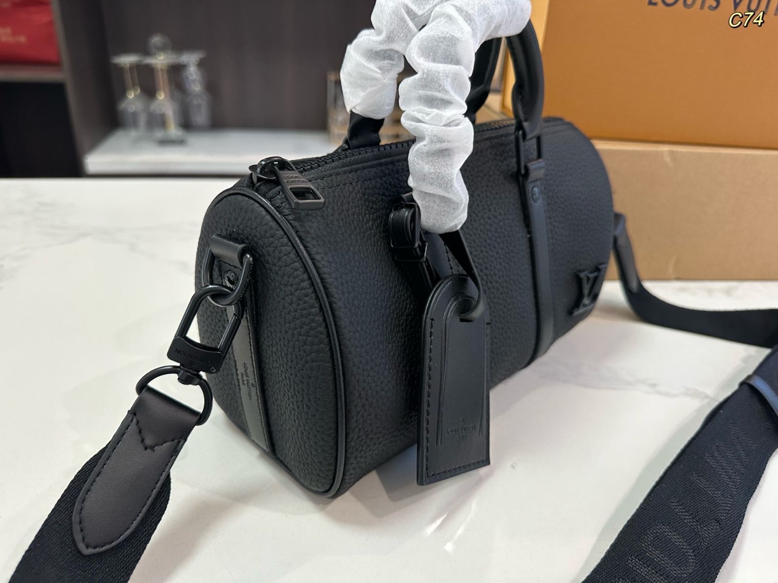 LV KEEPALL25 レリーフピローバッグ