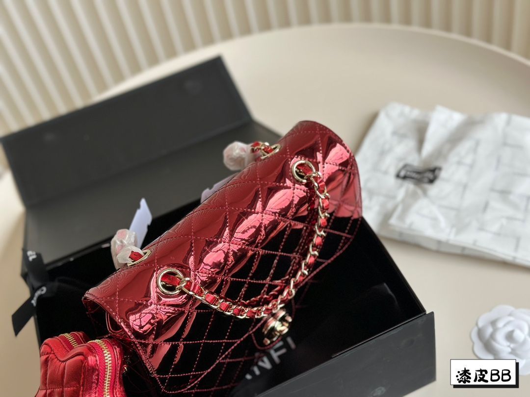 CHANEL 今日特価!双子星ダブルショルダーバッグ?送料無料! CHANEL 今日特価!双子星ダブルショルダーバッグ?送料無料!